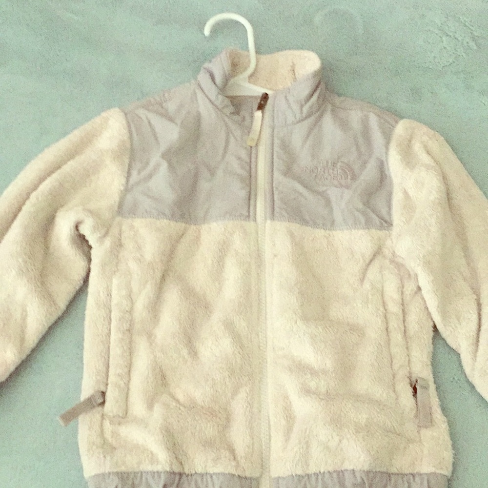 White/Gray Child’s North Face Sweater